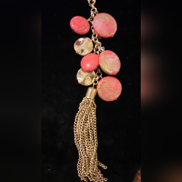 Charming Charlie necklace adjustable beaded and tassels - Picture 7 of 8